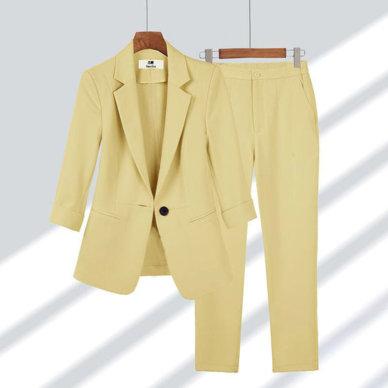 Casual 2-piece suit consisting of a blazer, single-breasted solid color with lapels and straight-leg trousers with zipper, ideal for office and work. - YLORESHOP
